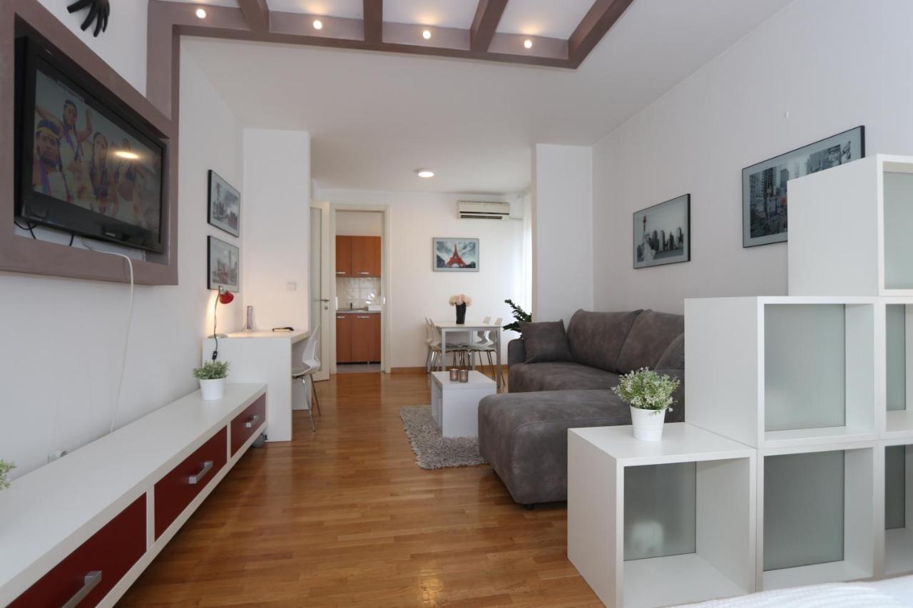 New Belgrade Apartment Belville, Parking 5 Evra Dan Экстерьер фото