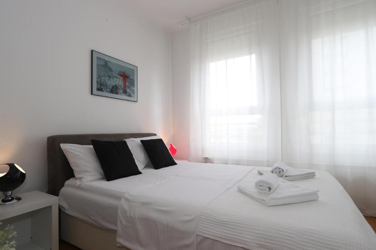 New Belgrade Apartment Belville, Parking 5 Evra Dan Экстерьер фото