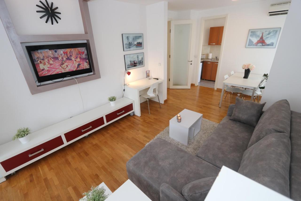 New Belgrade Apartment Belville, Parking 5 Evra Dan Экстерьер фото